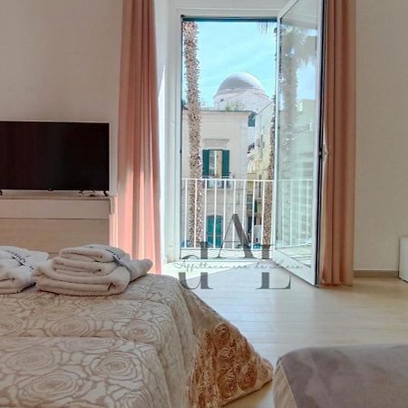 De Lucia Affittacamere - Elegante Appartamento Storico Nel Cuore Della Citta Terlizzi Exteriér fotografie